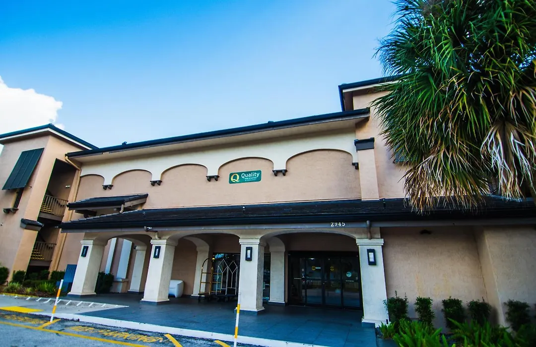 Quality Inn & Suites By The Parks-1