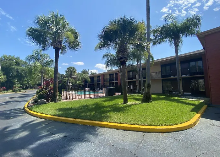 Quality Inn & Suites Orlando Airport